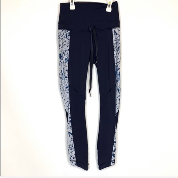 Lululemon Retreat 7/8 Leggings Size 0 - Picture 4 of 8